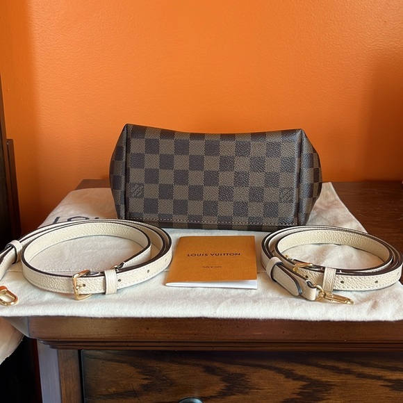 NEW Louis Vuitton Damier Ebene Clapton Creme Backpack with Certified and D/B. - Picture 4 of 14